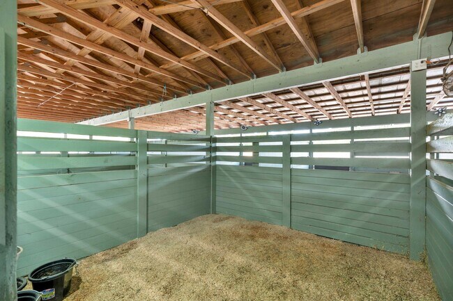 Building Photo - 14845 Collecting Canal Rd