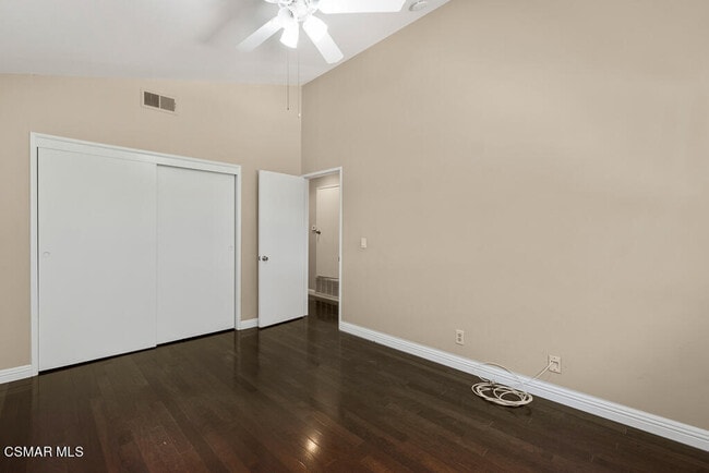 Building Photo - 225 Canyon Rd