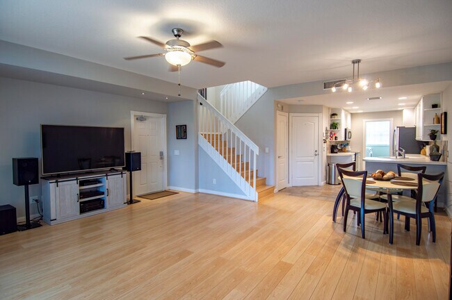 Building Photo - 504 Capistrano Dr