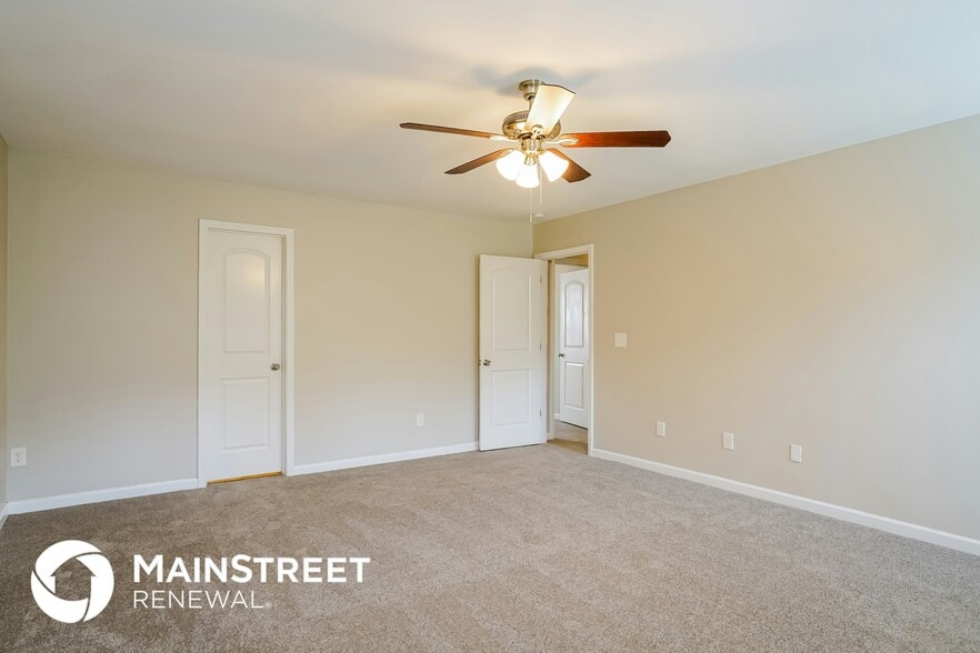 Building Photo - 4006 Glennstone Dr