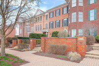 Building Photo - 105 Spring Ave