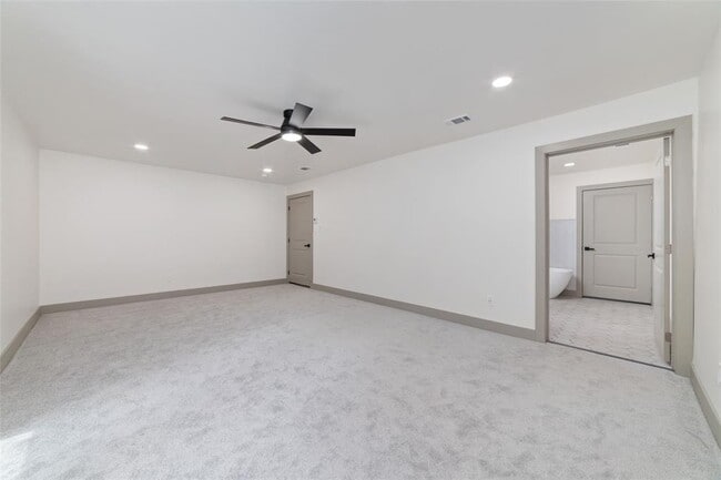 Building Photo - 11931 S Red Cedar Cir
