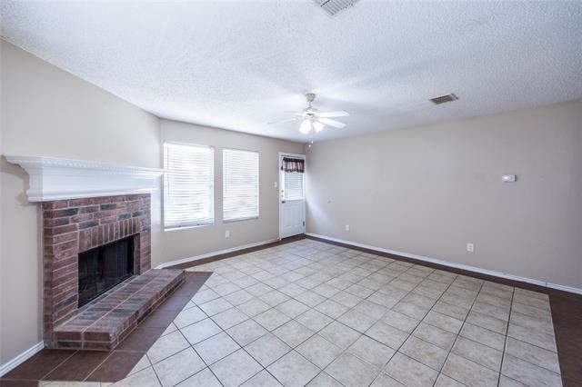 Building Photo - 4505 Green Meadow Dr
