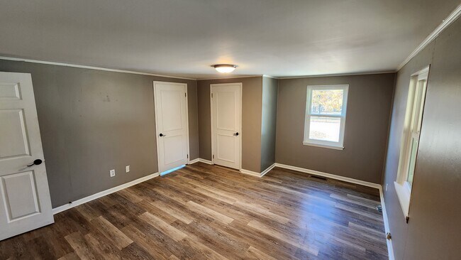 Building Photo - 1734 Morris Hill Rd