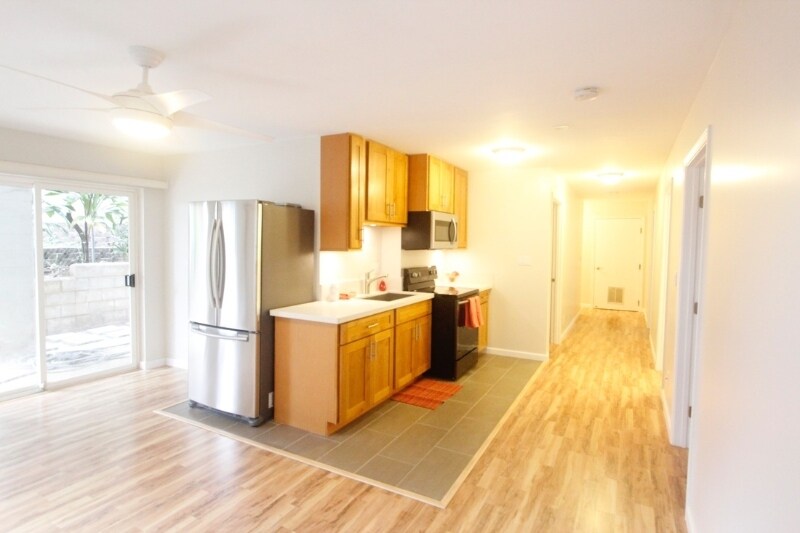 Building Photo - 923 Green St