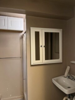 Building Photo - 73357 Van Dyke Rd