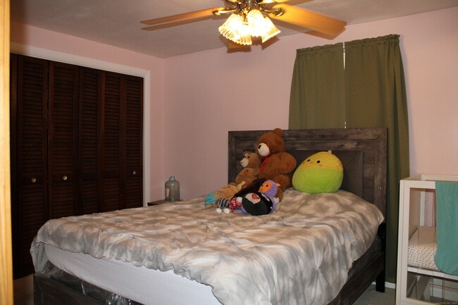 Building Photo - 20 Westchester Dr