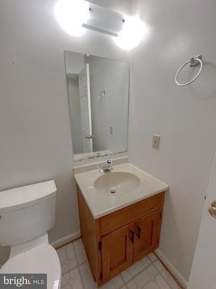 Building Photo - 109 Morris Dr