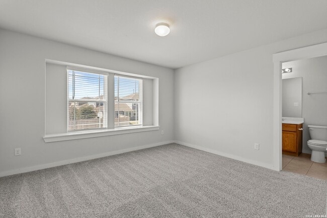 Building Photo - 4837 Park Gln