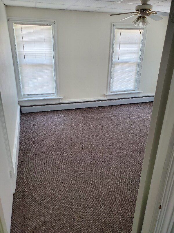 Building Photo - 806 Ash St