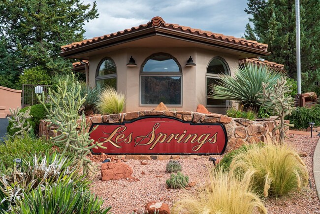 Building Photo - HOUSE - LES SPRINGS - PANORAMIC RED ROCK V...