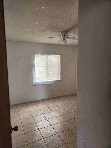 Building Photo - 2318 Calle Pacifico