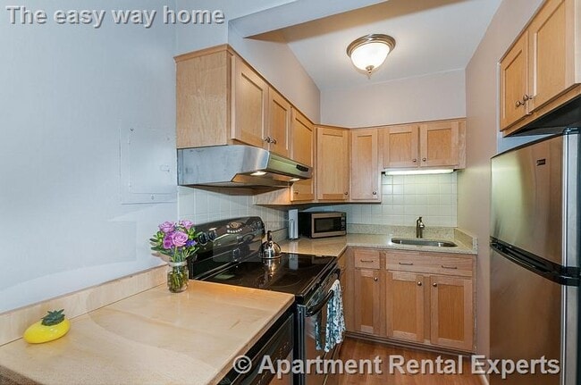 Building Photo - 5 Arizona Terrace