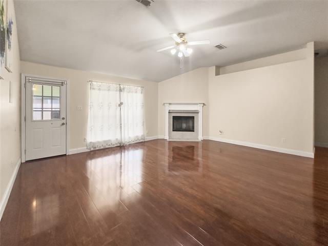 Building Photo - 1523 Wolf Creek Dr