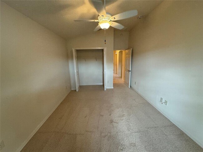 Building Photo - 2238 Southwood Dr