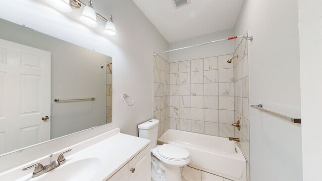 Building Photo - 1411 Peralta St