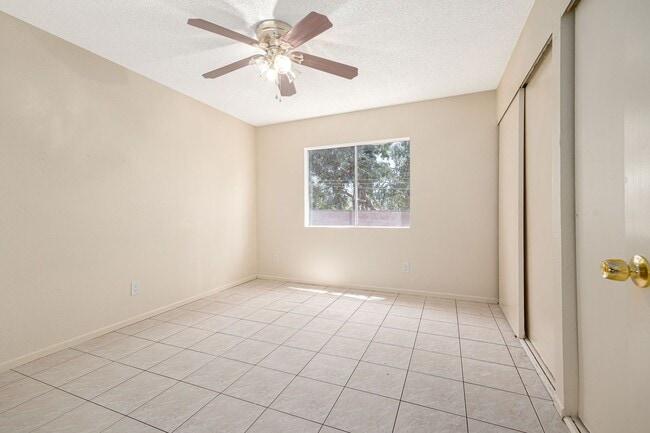 Building Photo - Attached 3-Bedroom Home with Spacious Yard...