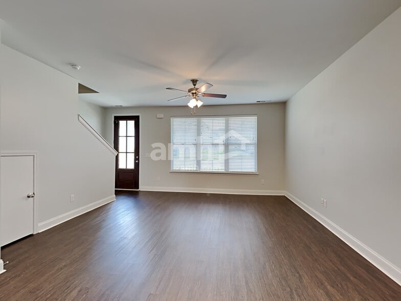 Building Photo - 5304 Tupelo St