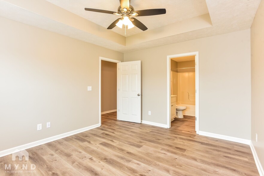 Building Photo - 721 Wildwood Dr
