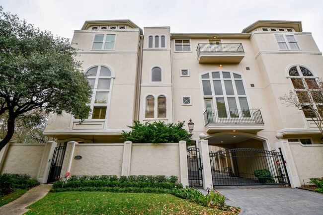 Building Photo - 2094 Brentwood Dr