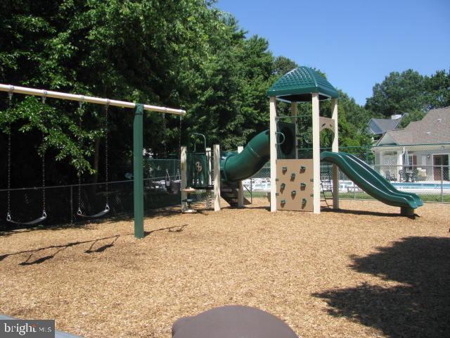 Building Photo - 7532 Coxton Ct