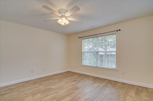 Building Photo - 969 Cammaron Way