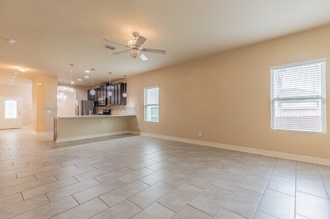 Building Photo - 1175 Ranch Falls