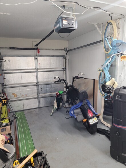 Building Photo - 1758 31st Ave N