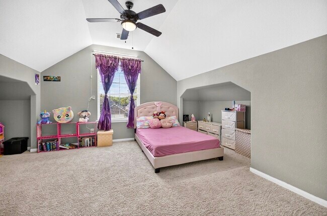 Building Photo - 16026 Rustlers Trail Ln