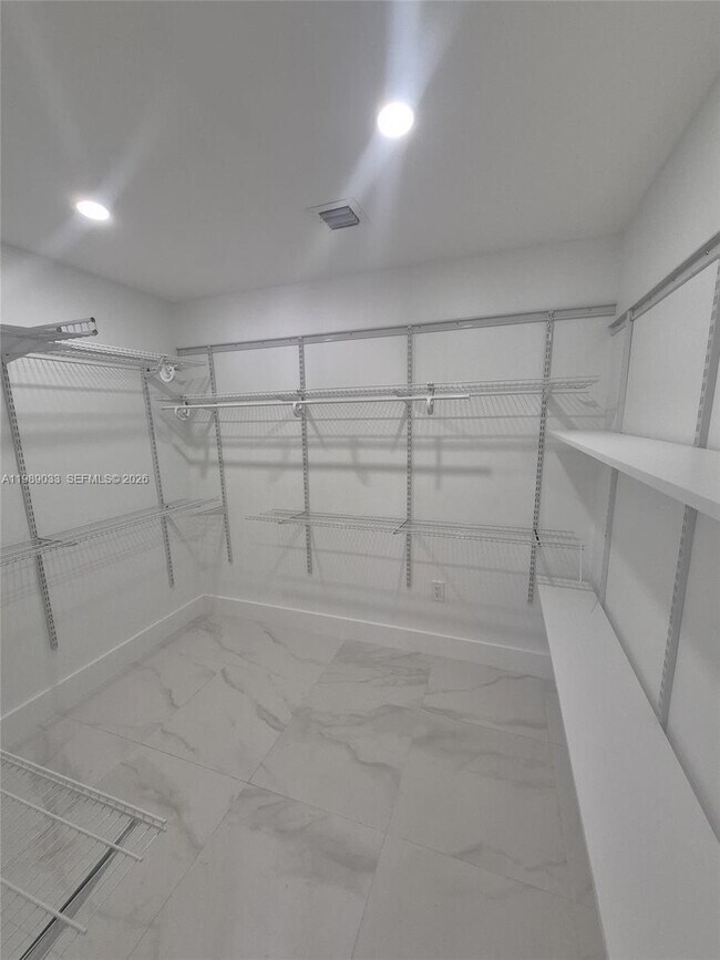 Building Photo - 270 NW 147th St