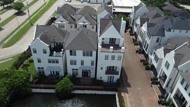 Building Photo - 9941 Woodwind Ln