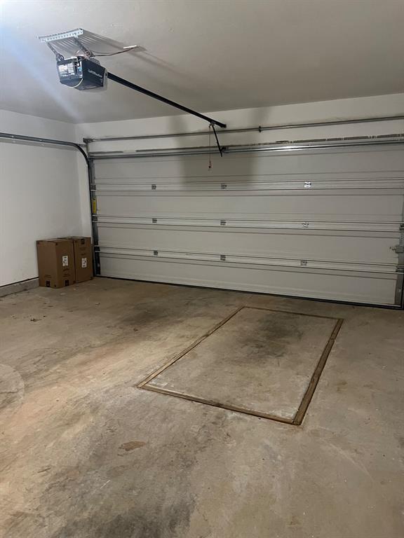 Building Photo - 14416 Gravity Falls Ln