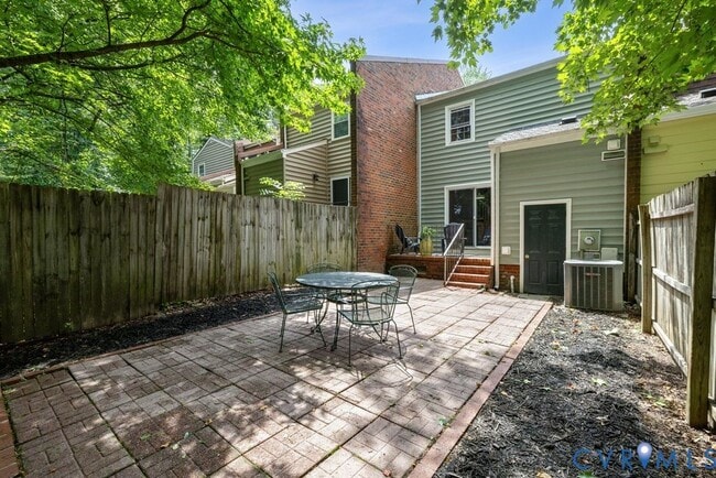 Building Photo - 31 Huneycutt Dr
