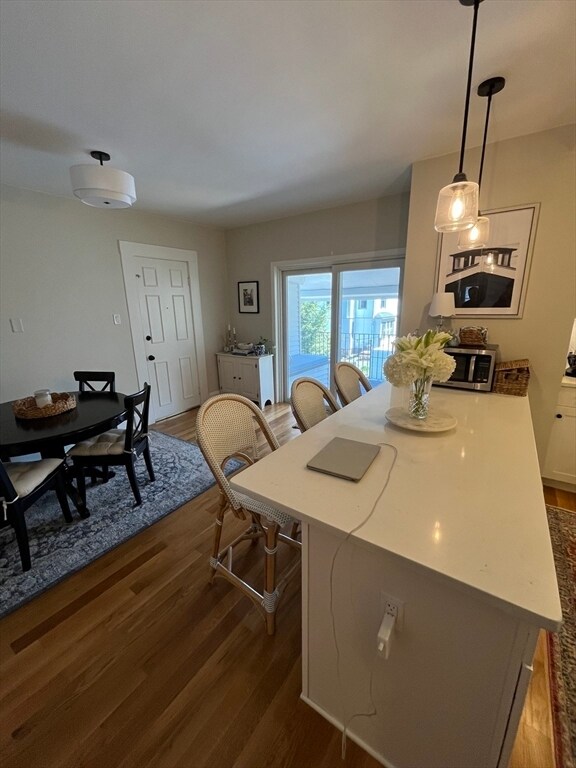 Building Photo - 87 Forest St