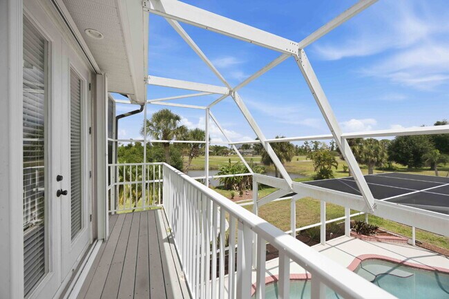 Building Photo - "Spacious 4-Bedroom Retreat with 3 Full Baths in Rotonda West Pinehurst!"