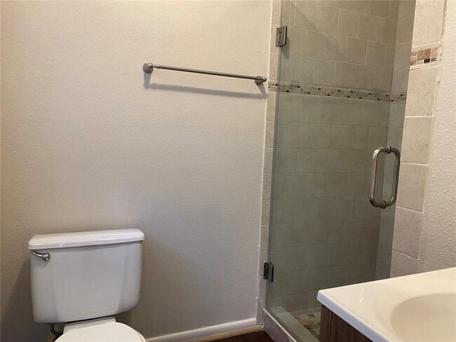 Building Photo - CUTE 3 BEDROOM, 2 BATHROOM HOME IN FISH VI...