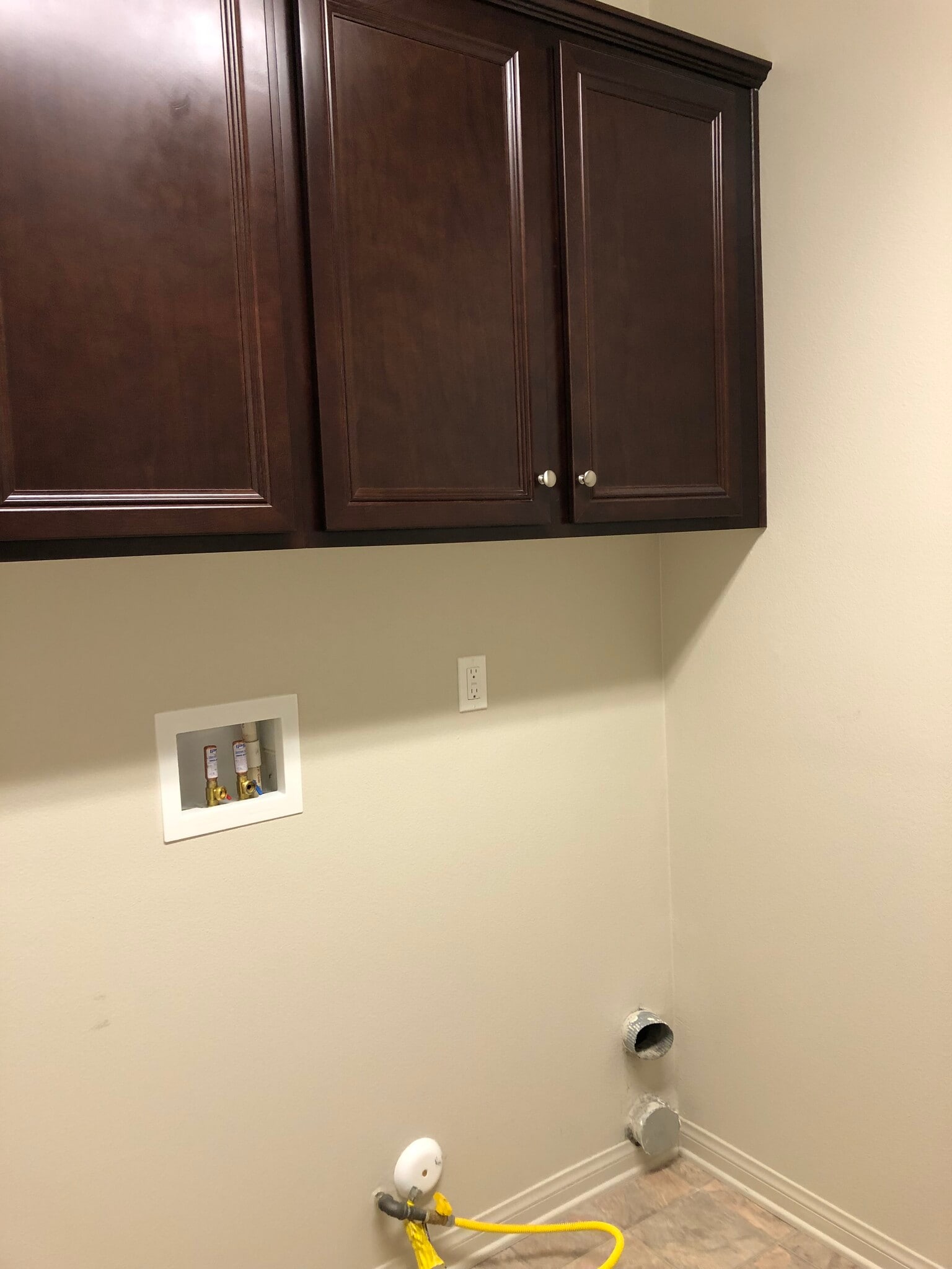 Laundry Hook up - 30426 Cowboy Ln