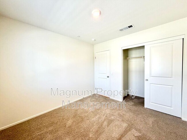 Building Photo - 31097 Water Beech Dr