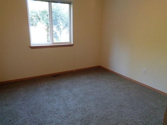 Building Photo - 7429 84th Ave Ct NW