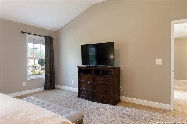 Building Photo - 40 Cherry Hill Dr