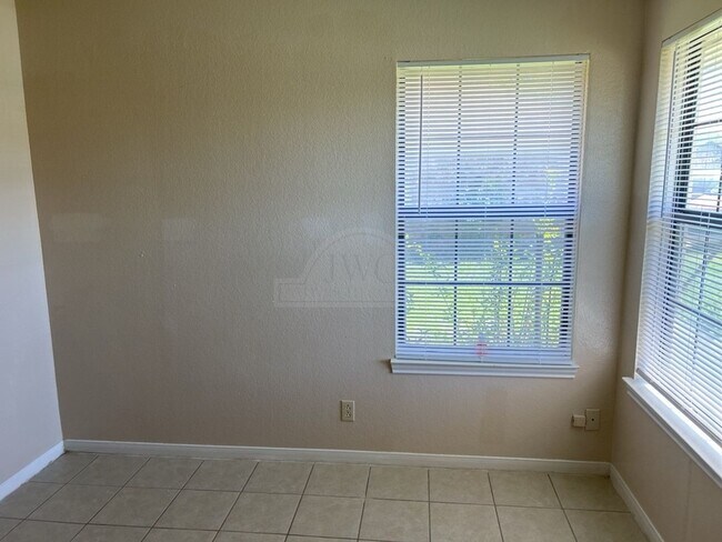 Building Photo - 101 Nancy Dr