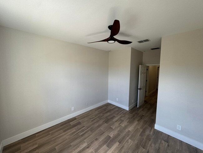 Building Photo - 971 Pipers Cay Dr