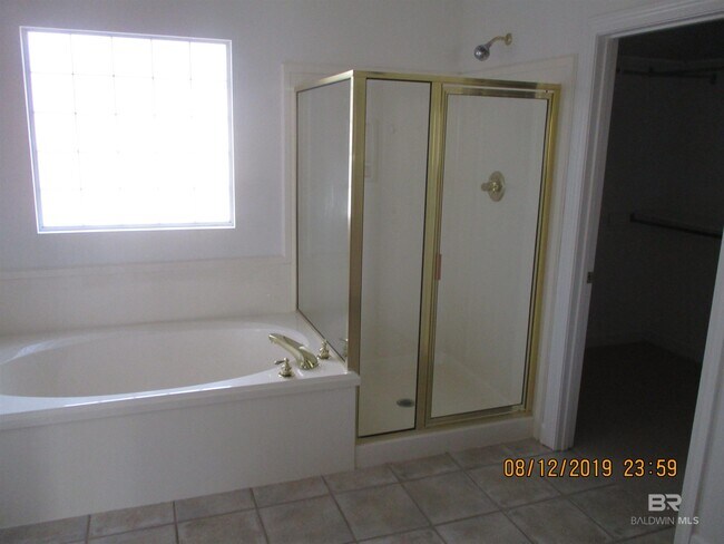 Building Photo - 9153 Parliament Cir