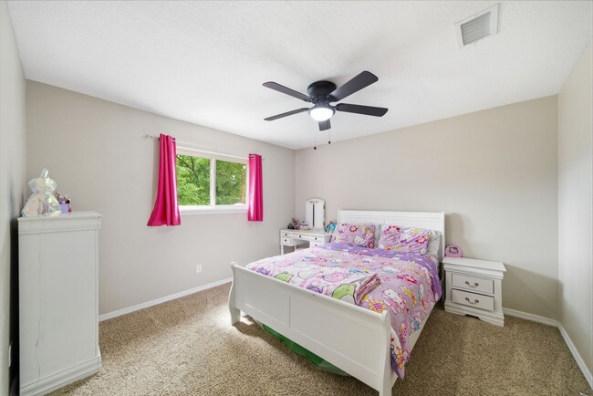 Building Photo - 12935 Belgrave Dr