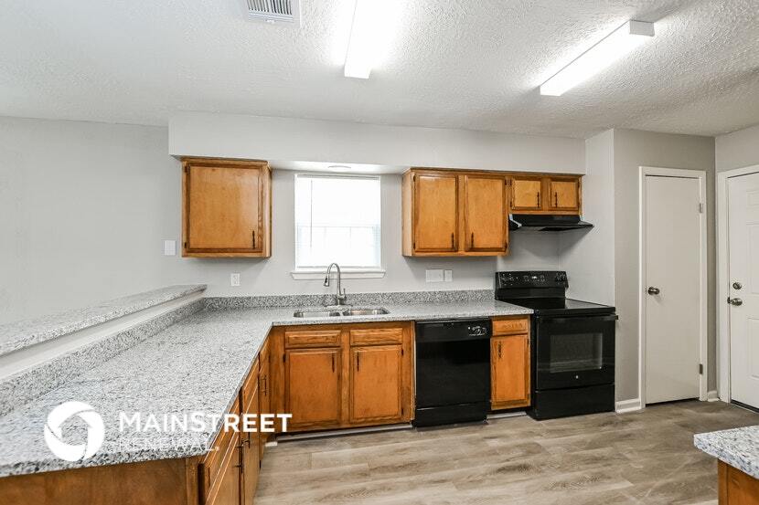 Building Photo - 4922 Crestway Dr