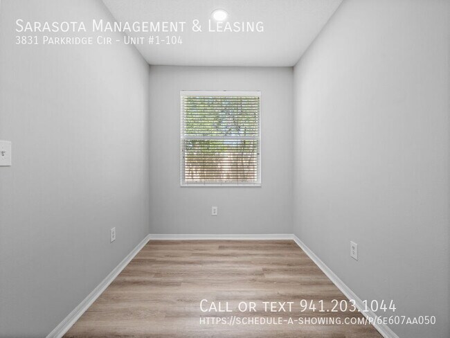 Building Photo - 3831 Parkridge Cir