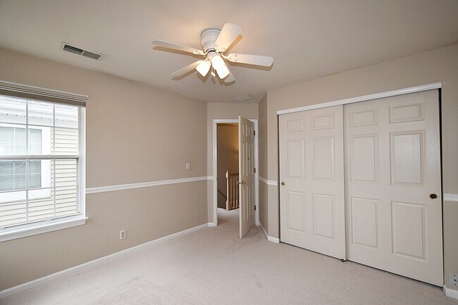 Building Photo - 1815 Moore Ct