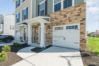 Building Photo - 14 Wentworth Ln