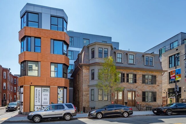 Building Photo - 1472 Tremont St