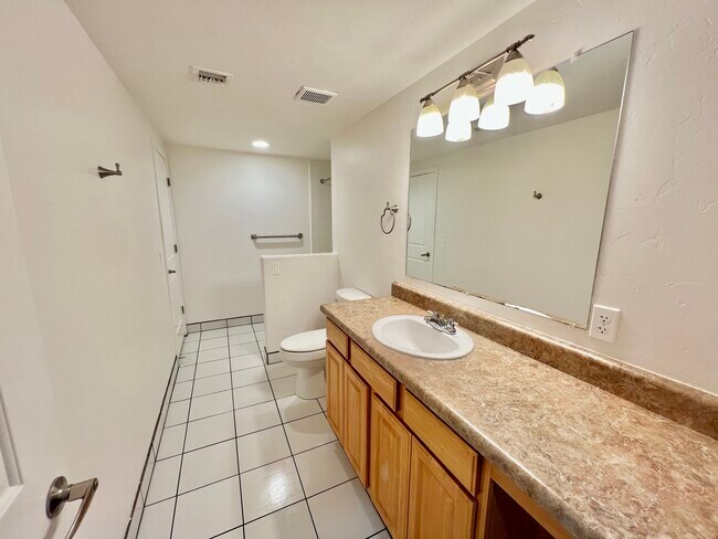 Bathroom #1 - 3136 N Winstel Blvd
